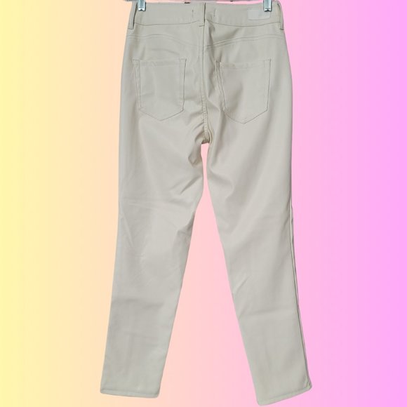 CREAM COLORED FAUX LEATHER JEANS STYLE PANTS SIZE 8 - Picture 5 of 5